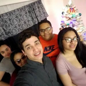 Meet your Posher, Luis